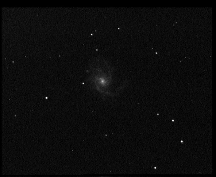m99_brute M 99 - Galaxie spirale - Chevelure de Brnice - Mag.10,4 - Dim.5'x4'<br>
19/05/04 - Le Champ du Feu (67) - Image brute<br>
N11 f/3.3 altaz + Watec 120N + VCE 15x10s<br> 
IRIS : opt3, rregister, add3<br>