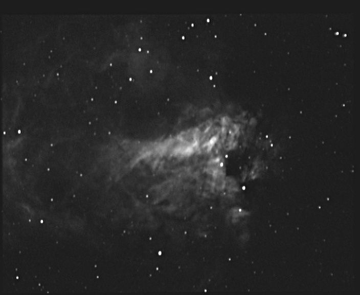 m17 M 17 'Nébuleuse Omega' - Nébuleuse diffuse - Sagittaire - Mag.6 - Dim.46'x36'<br>
16/07/04 - Le Champ du Feu (67) - FWHM=8
