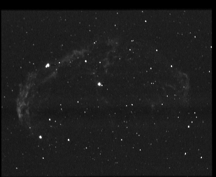 ngc6888 NGC 6888 'Croissant' - Nébuleuse à émission - Cygne - Dim.18'x13'<br>
24/07/04 - Schiltigheim (67) - FWHM=7