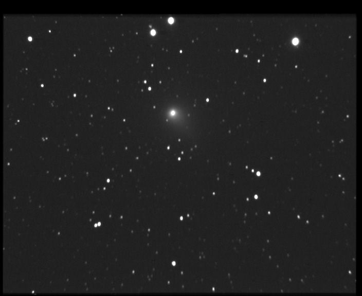 comete_k4 Comète C/2003 K4 LINEAR<br>
05/06/04 - St Michel Observatoire (04) - FWHM=8